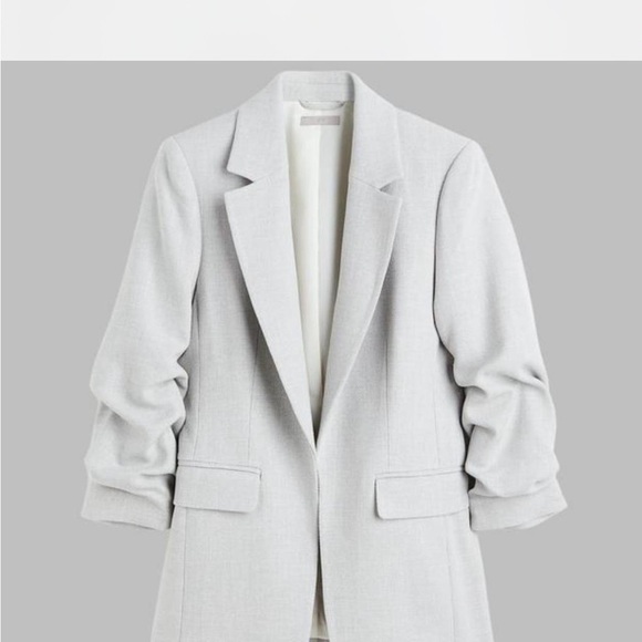 H&M Gray Blazer - Size XL - Perfect Condition - Versatile Style for Any Occasion - Picture 4 of 6